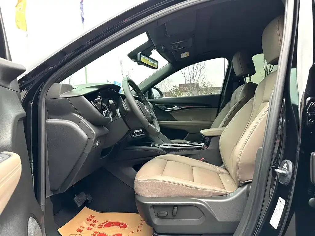Buick Envision Plus — фото 5