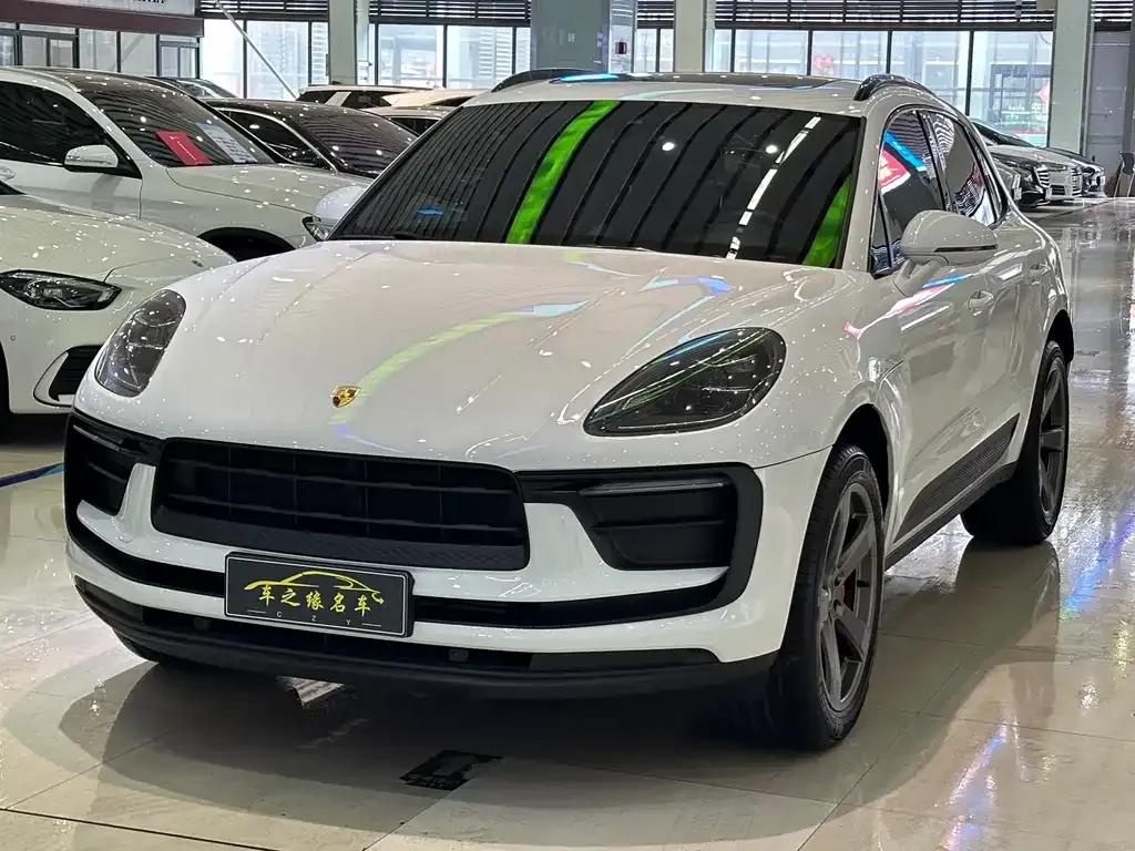 Porsche Macan — фото 1