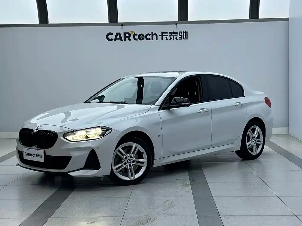 BMW 1 Series — фото 1