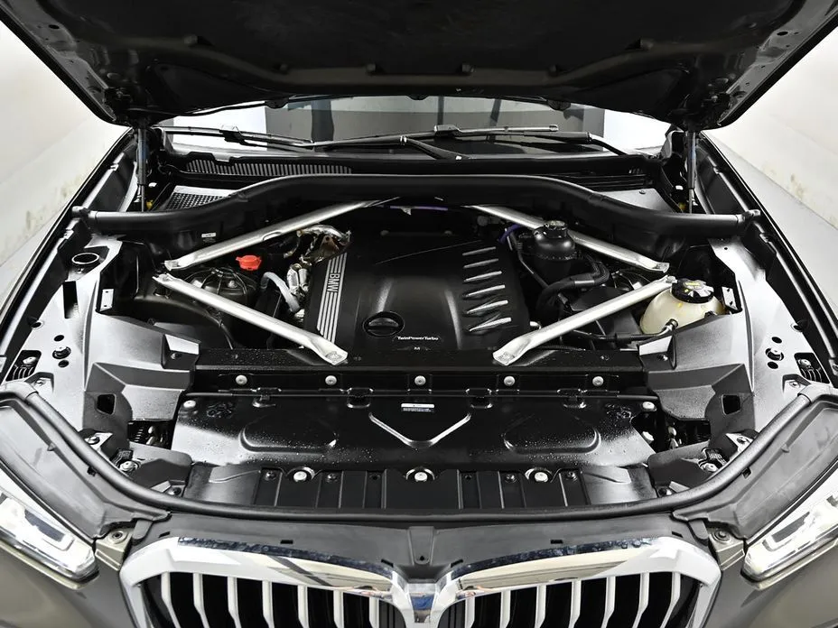 BMW X5 — фото 9