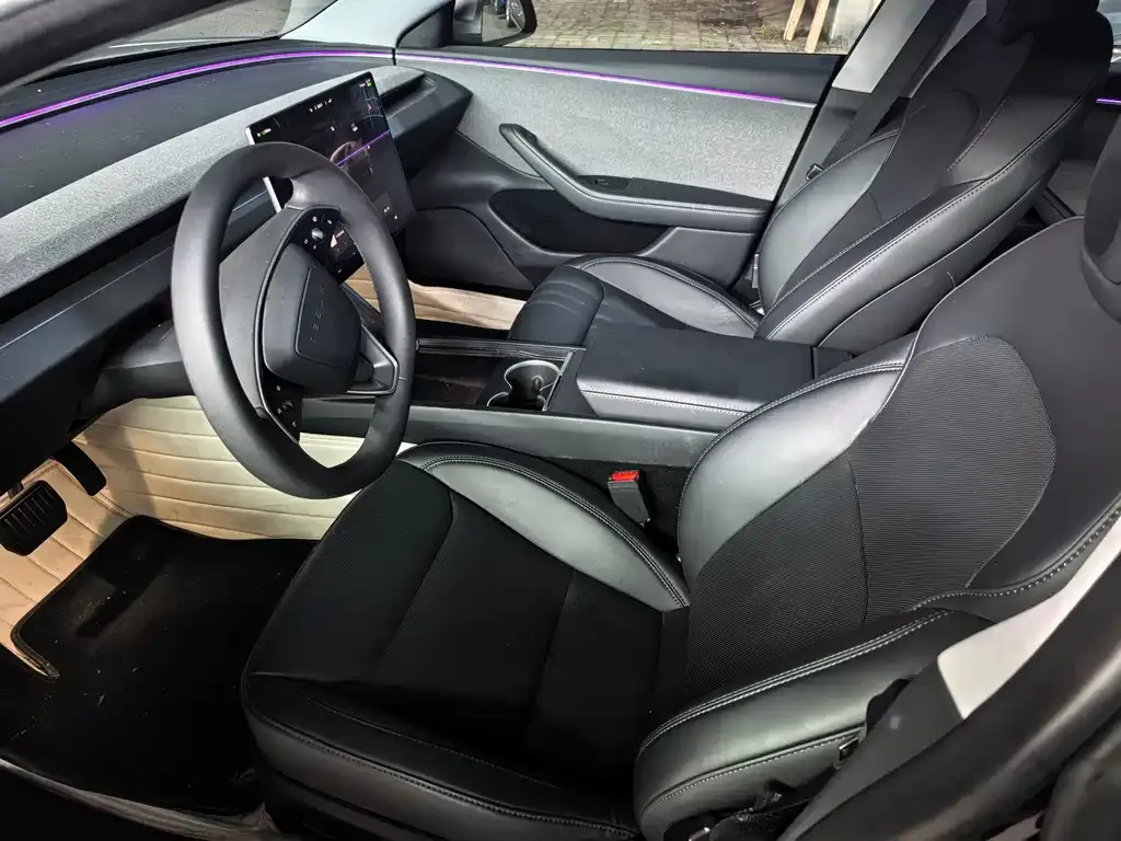 Tesla Model 3 — фото 3