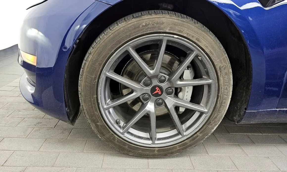 Tesla Model 3 2022 из KR, фото 3