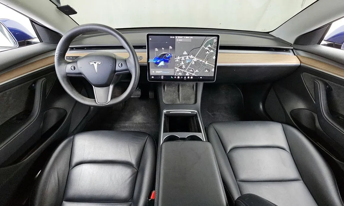 Tesla Model 3 2022 из KR, фото 8