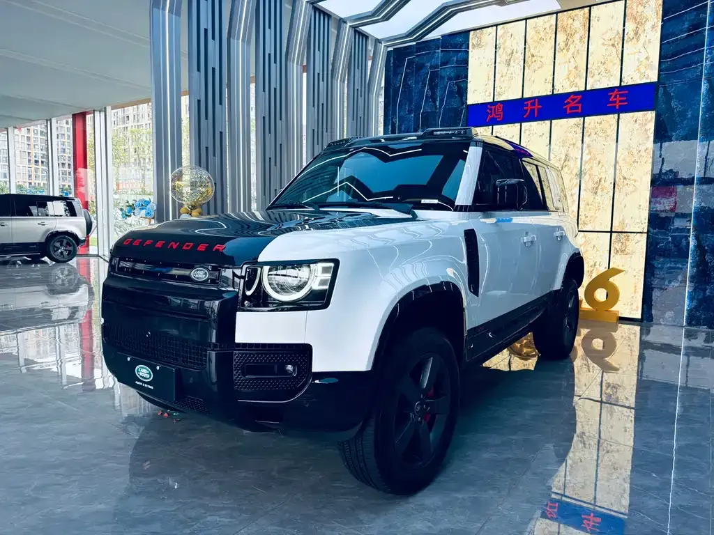 Land Rover Defender — фото 1