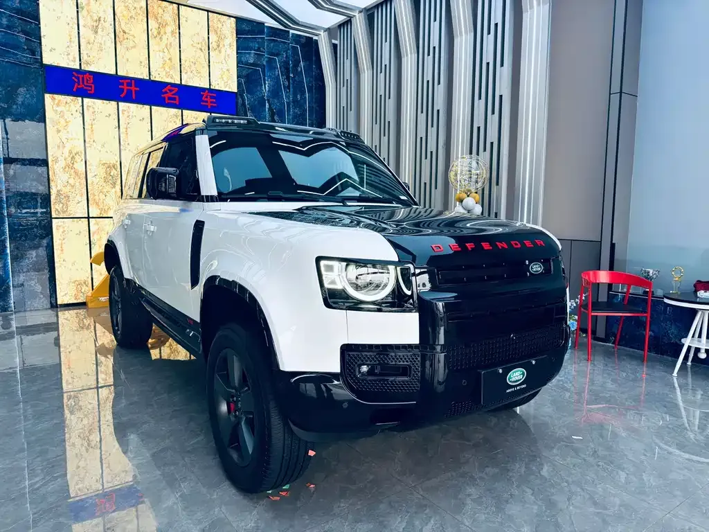 Land Rover Defender — фото 10