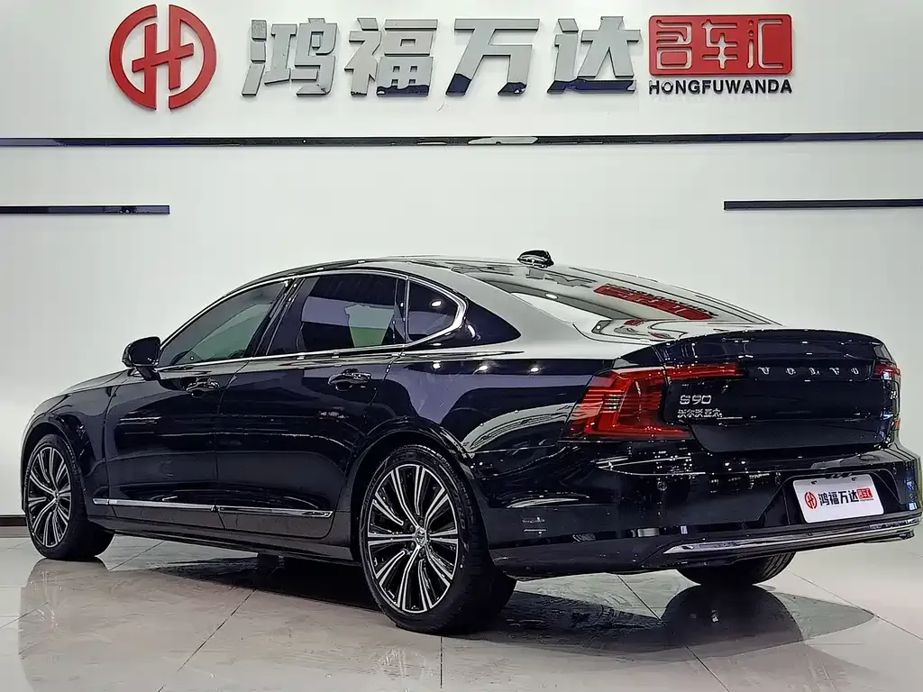 Volvo S90 — фото 4