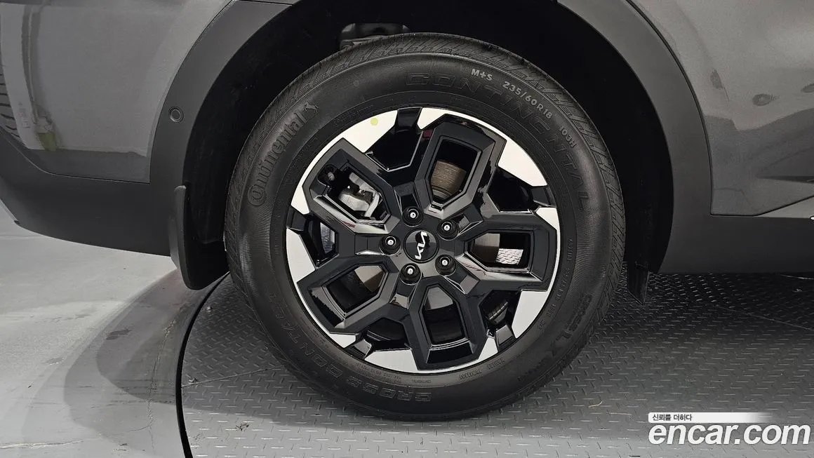 Kia Sorento — фото 5