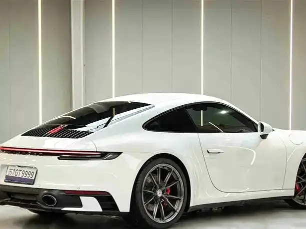 Porsche 911 2021 из CN, фото 4