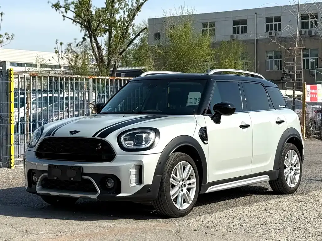 MINI Countryman — фото 1