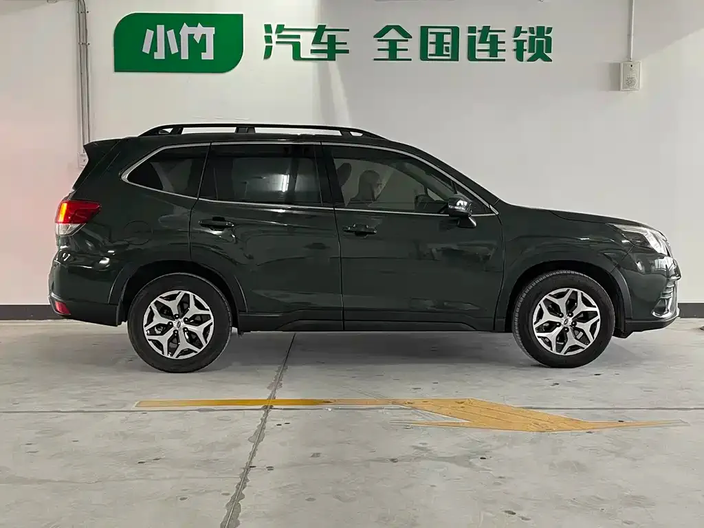 Subaru Forester — фото 4