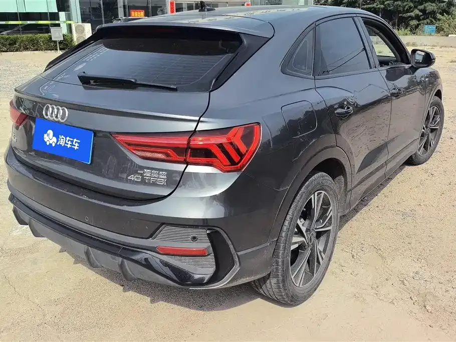 Audi Q3 Sportback — фото 5