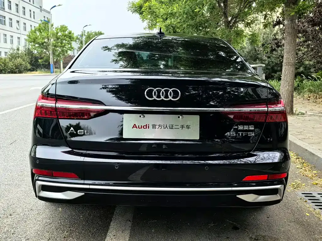 Audi A6L — фото 4