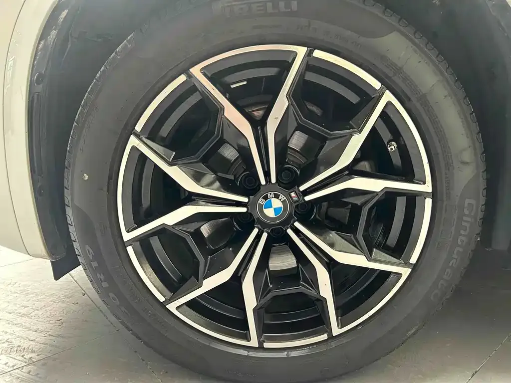 BMW X3 — фото 10