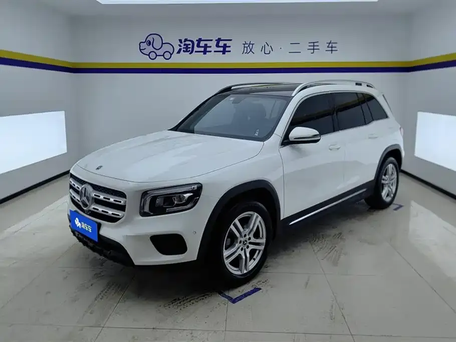 Mercedes-Benz GLB — фото 1