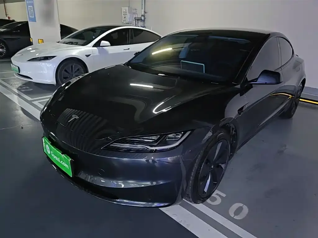 Tesla Model 3 — фото 10