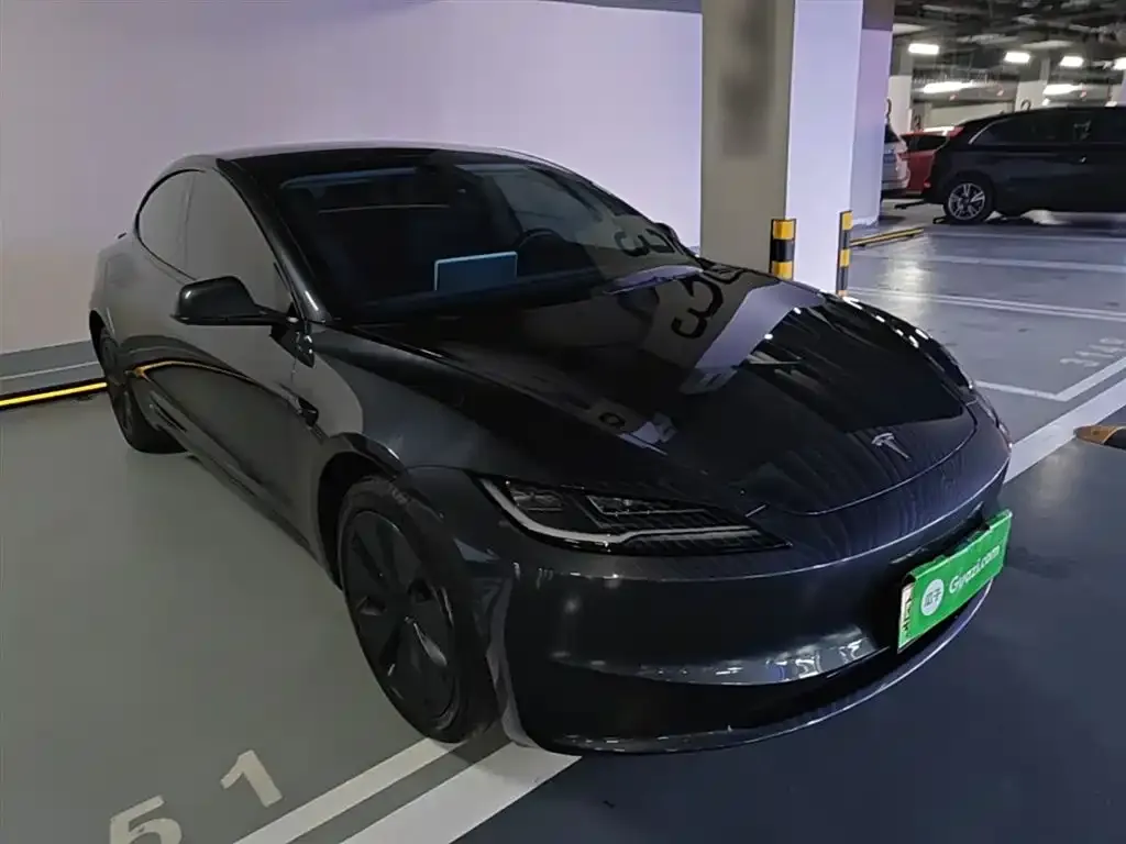 Tesla Model 3 — фото 3