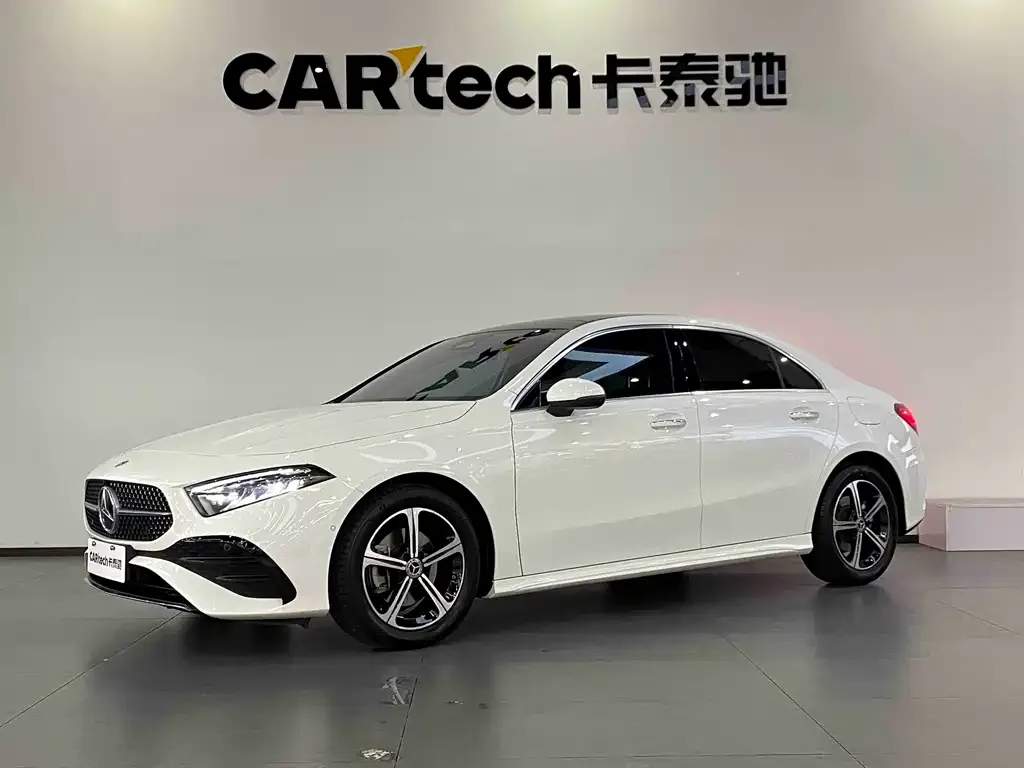 Mercedes-Benz A-Class — фото 1