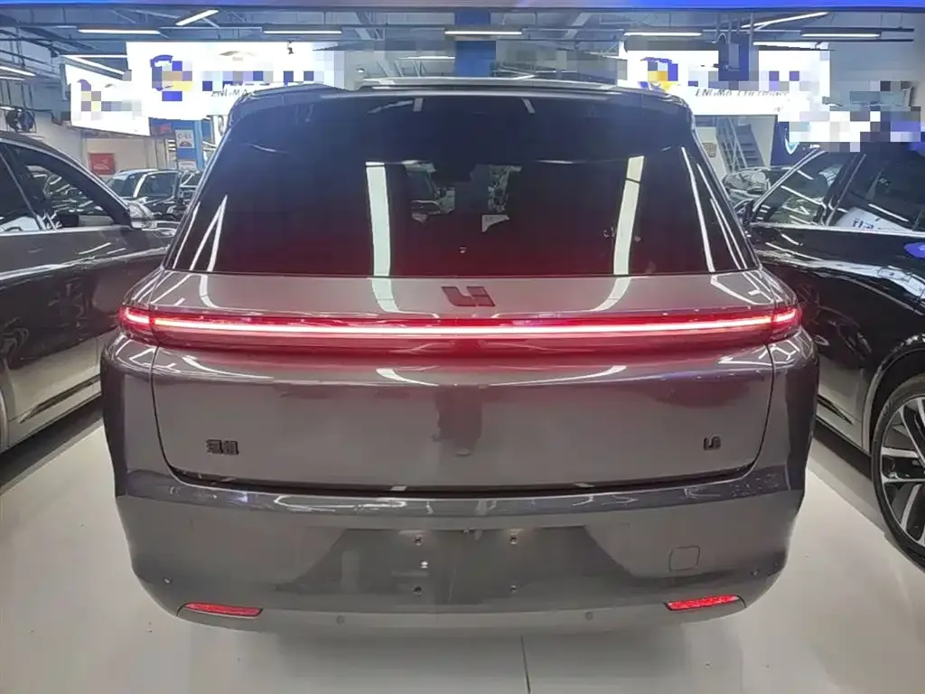 Li Auto L8 2023 из CN, фото 2