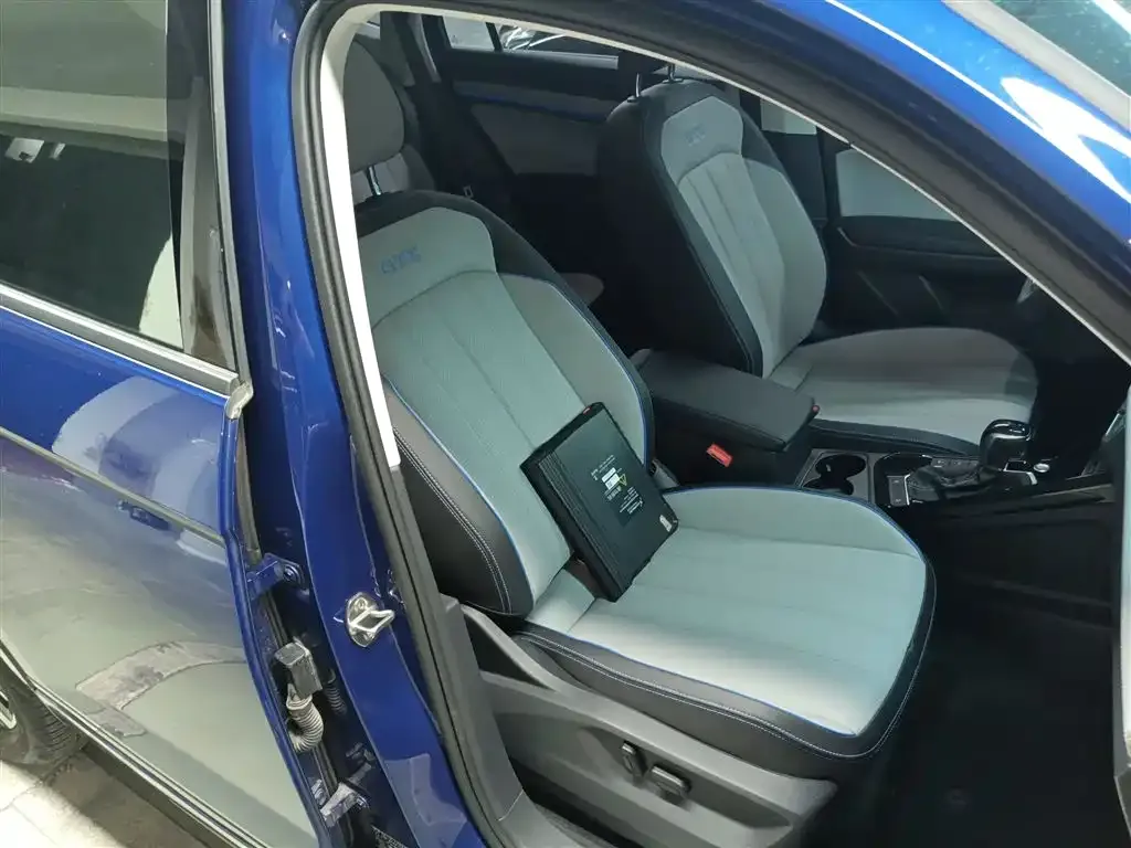 Volkswagen Tayron GTE PHEV 2023 из CN, фото 6
