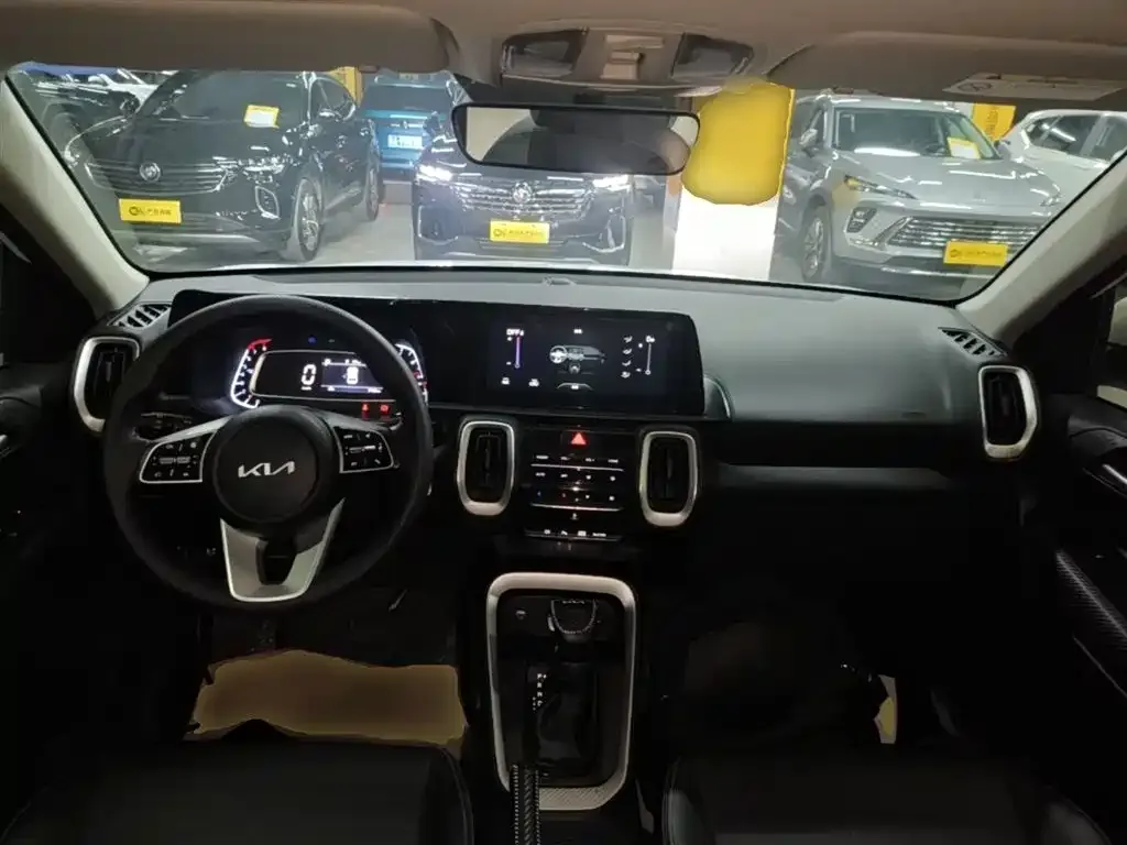 Kia Sonet 2025 из CN, фото 10