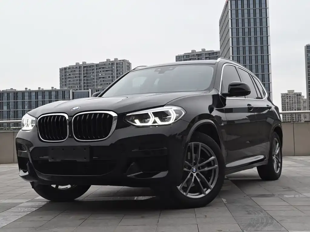 BMW X3 — фото 7