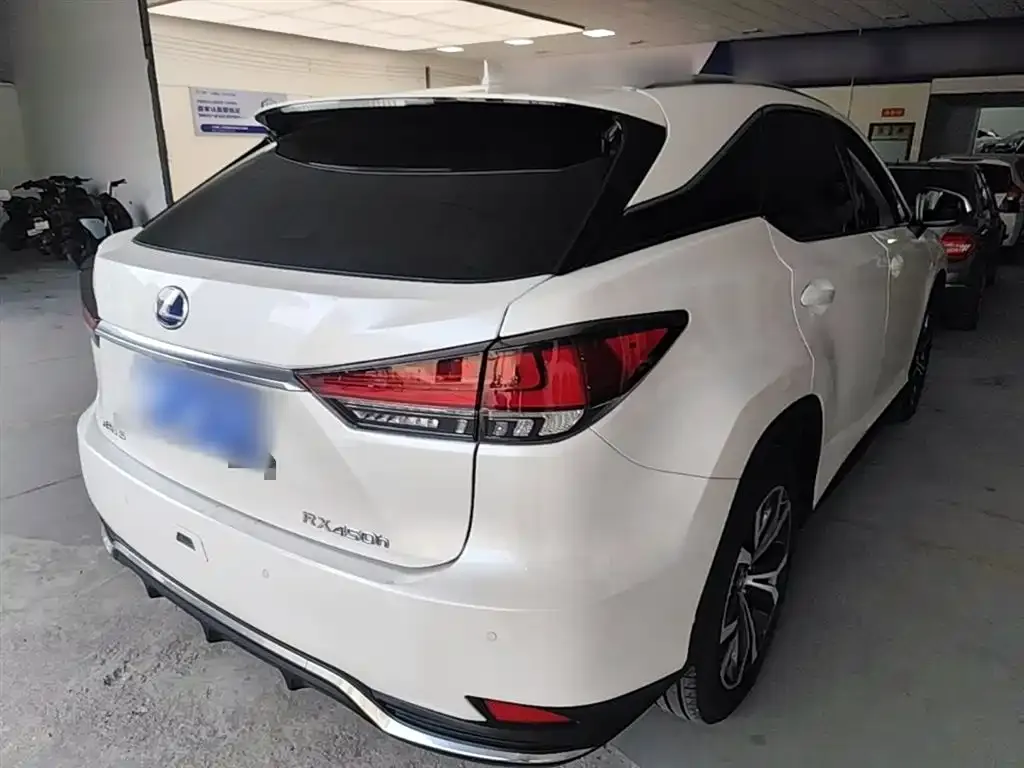 Lexus RX — фото 9