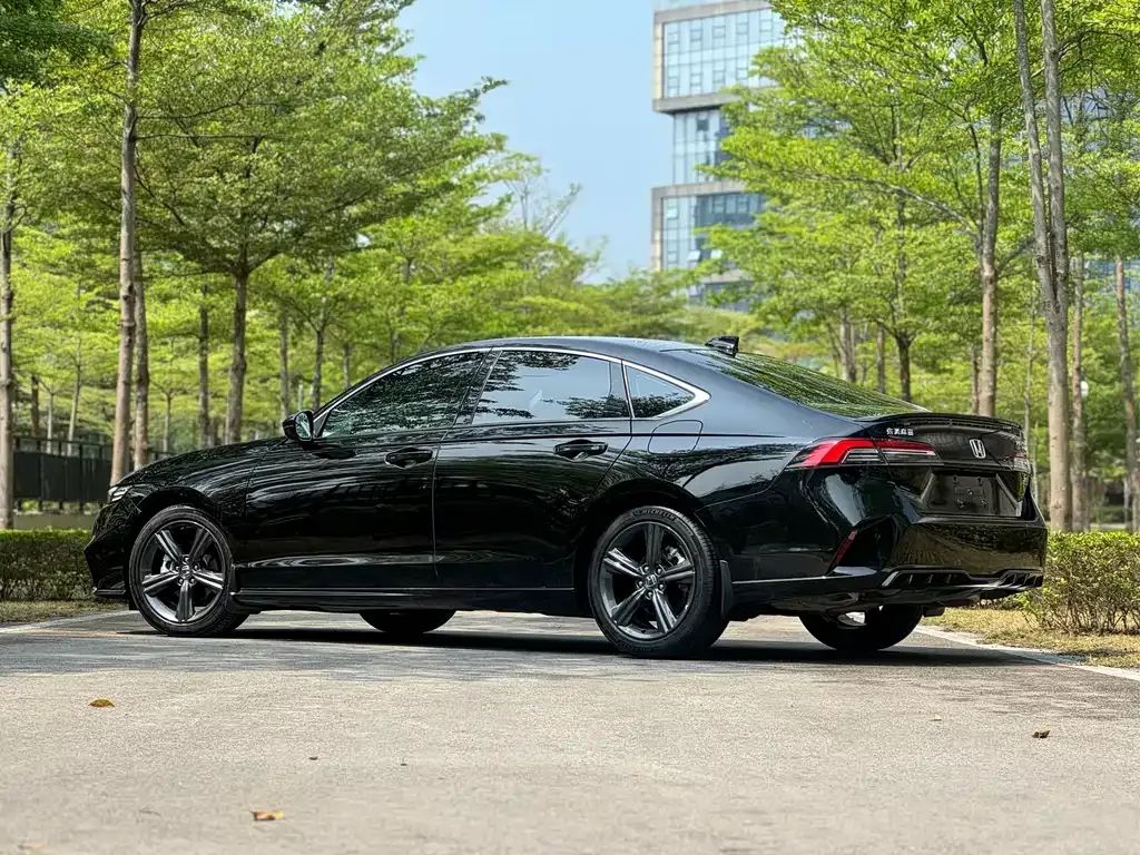 Honda Inspire — фото 10
