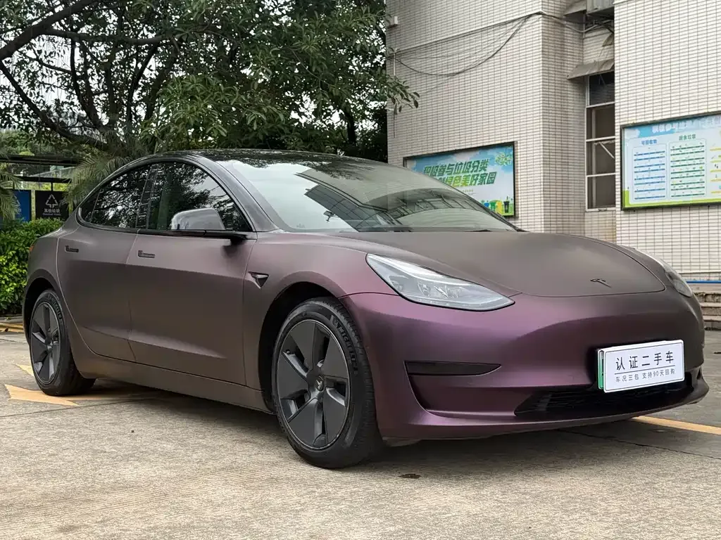 Tesla Model 3 — фото 10