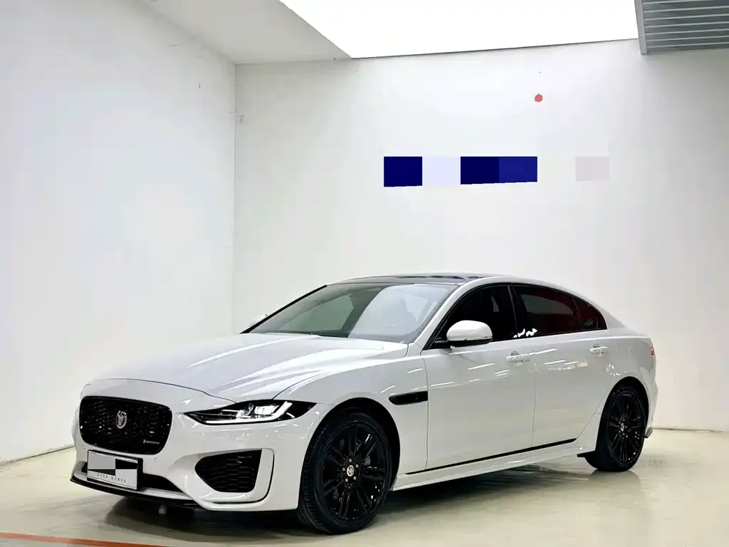 Jaguar XEL — фото 1