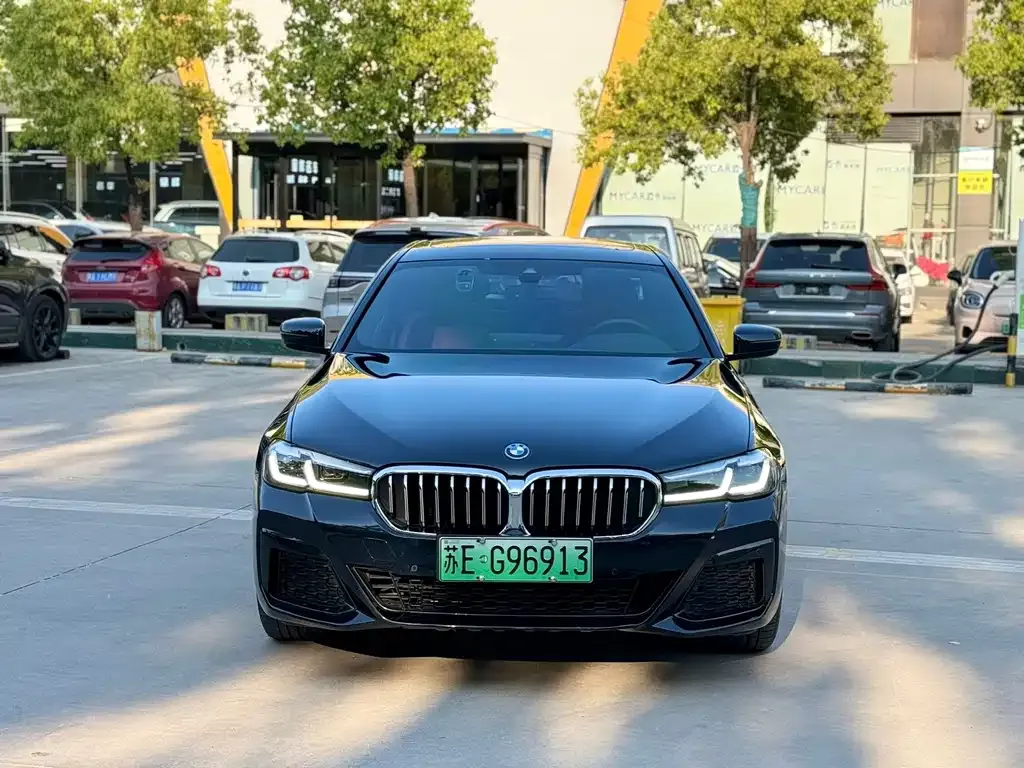 BMW 5 Series New Energy — фото 7