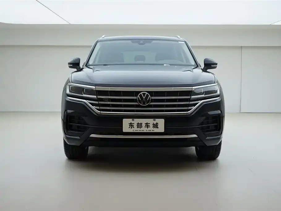 Volkswagen Touareg — фото 2
