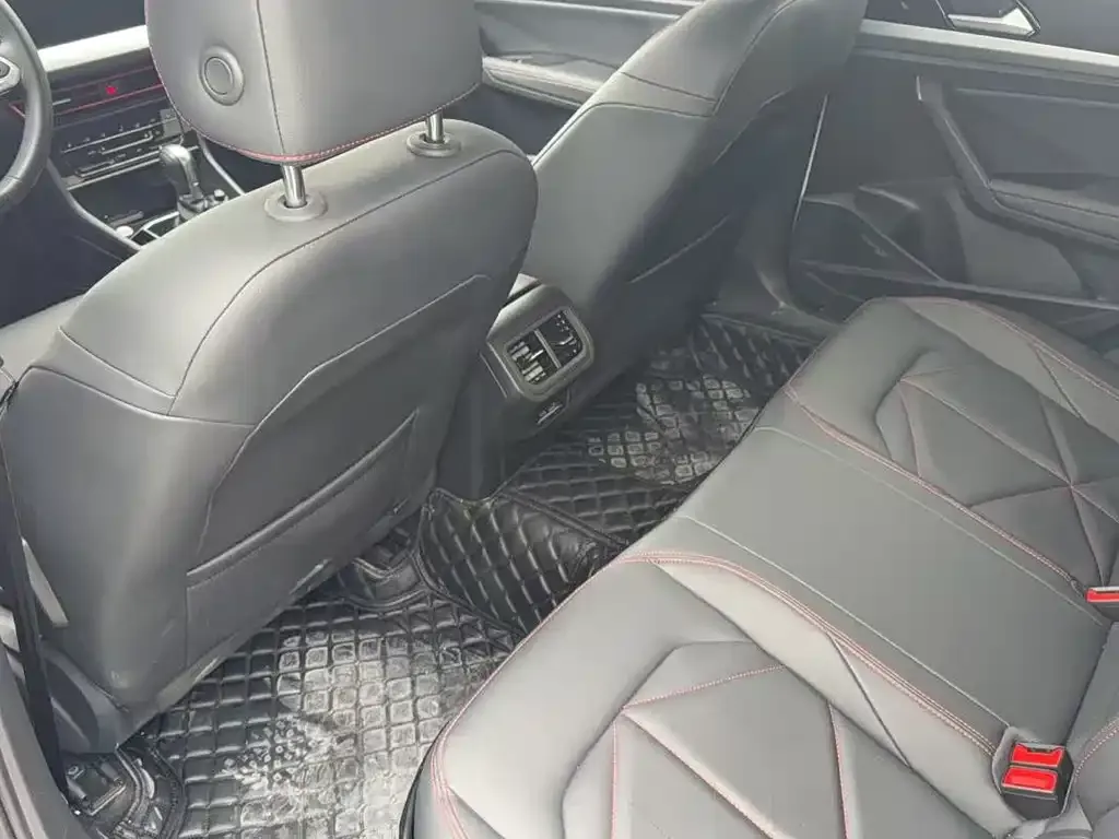 Volkswagen Lavida 2023 из CN, фото 2