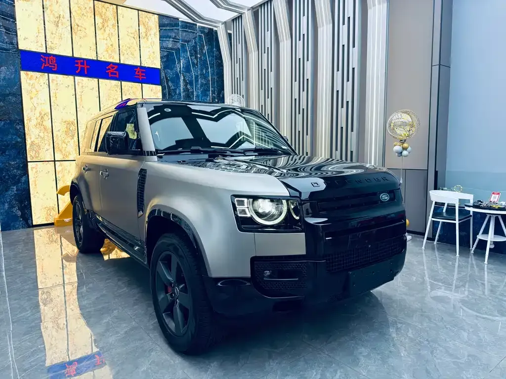 Land Rover Defender — фото 10