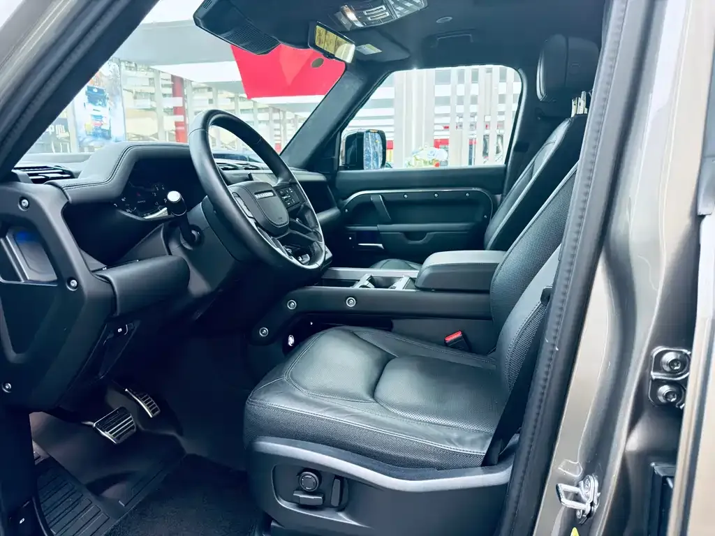 Land Rover Defender — фото 4