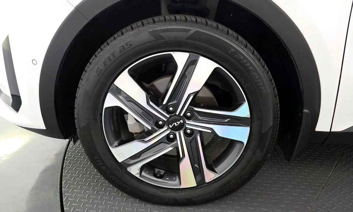 Kia Sorento — фото 5