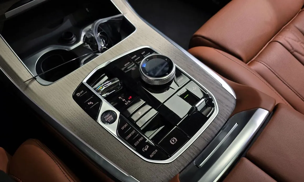 BMW X7 2025 из KR, фото 7
