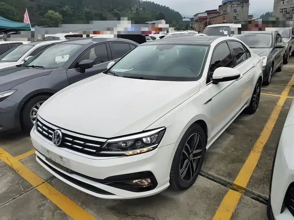 Volkswagen Lamando