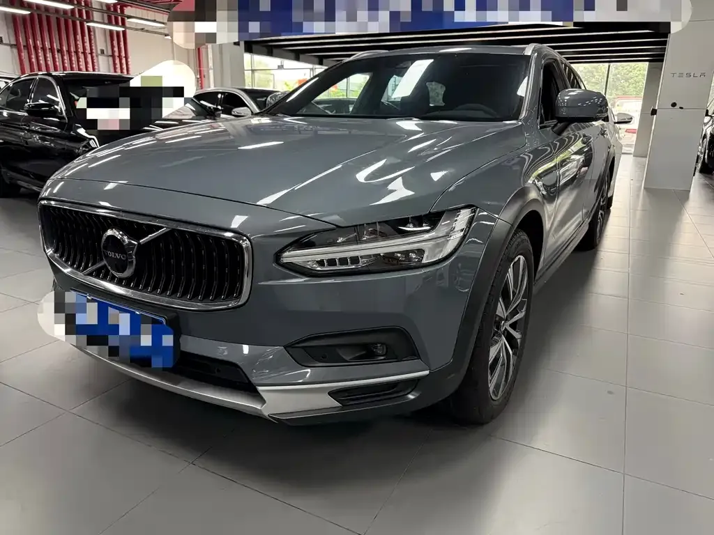Volvo V90