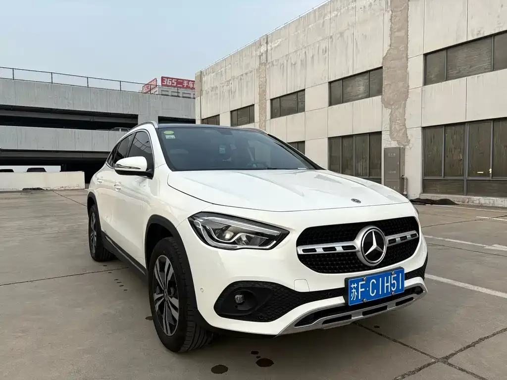 Mercedes-Benz GLA — фото 6