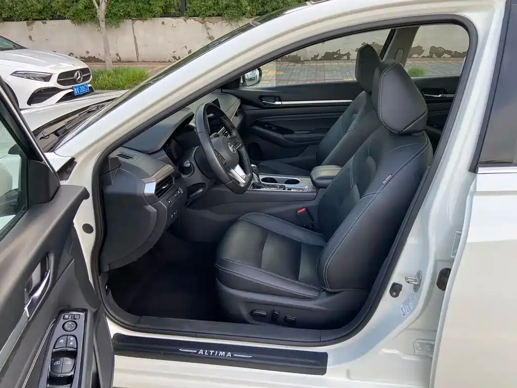Nissan Teana 2021 из CN, фото 2