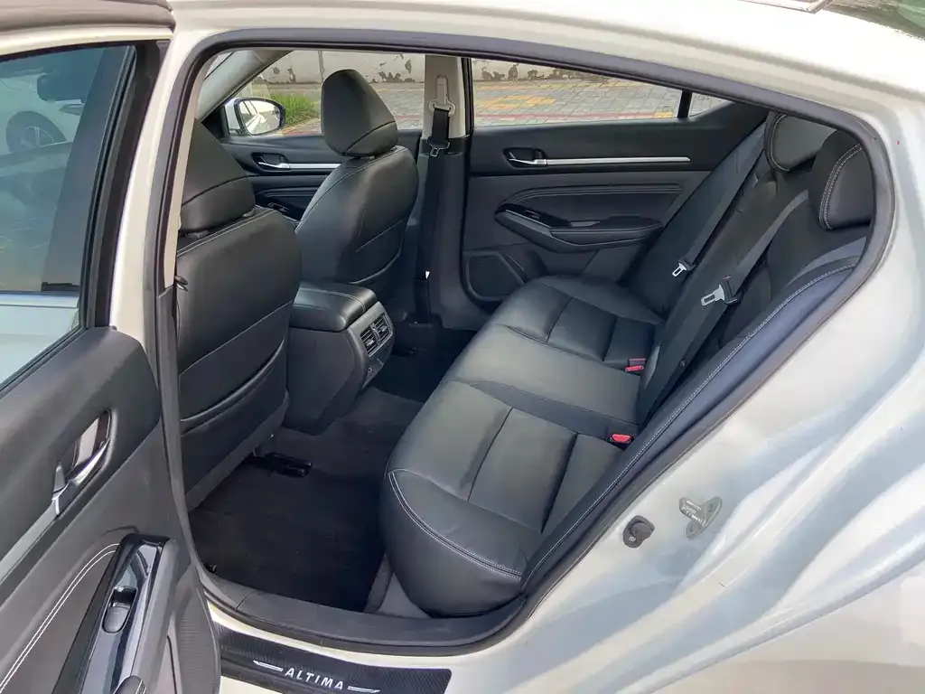 Nissan Teana 2021 из CN, фото 5