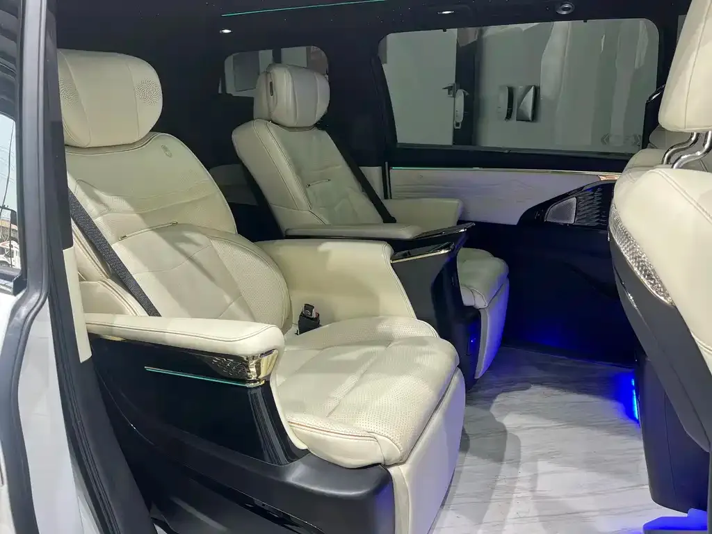 GAC Motor Trumpchi M8 — фото 6