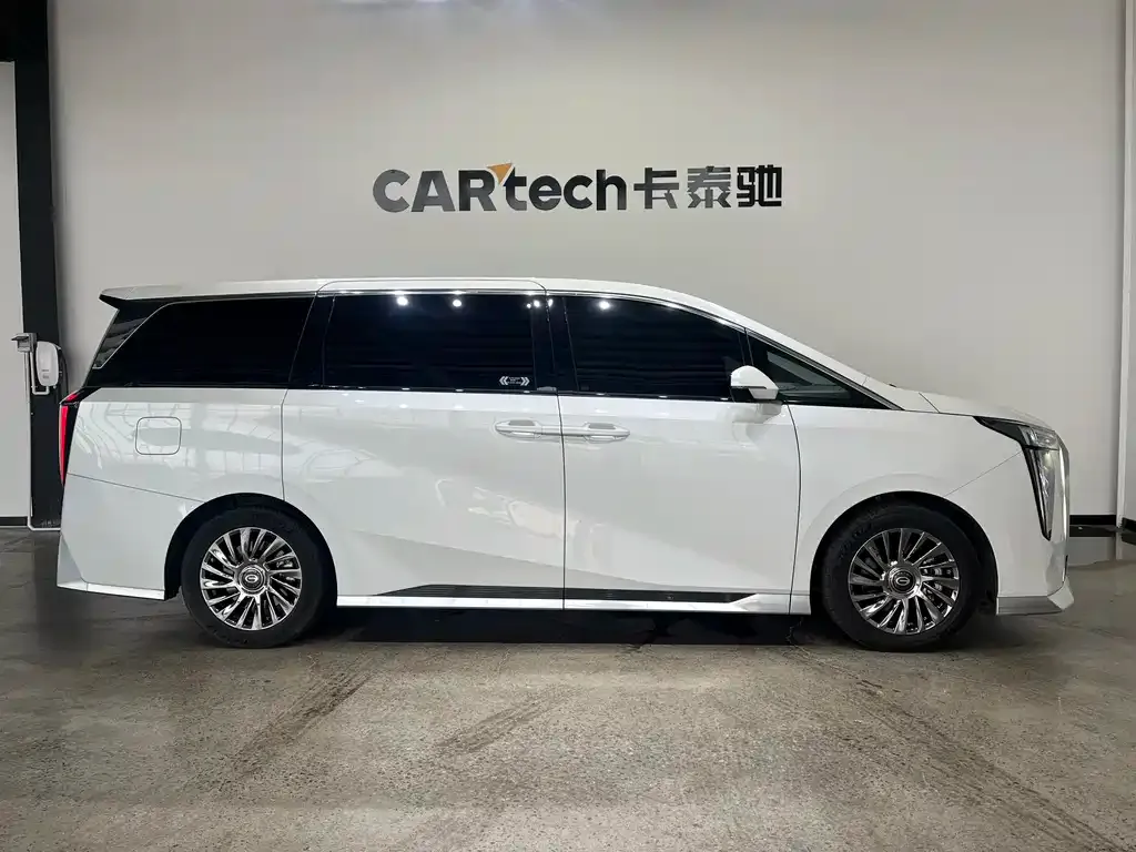 GAC Motor Trumpchi M8 — фото 5