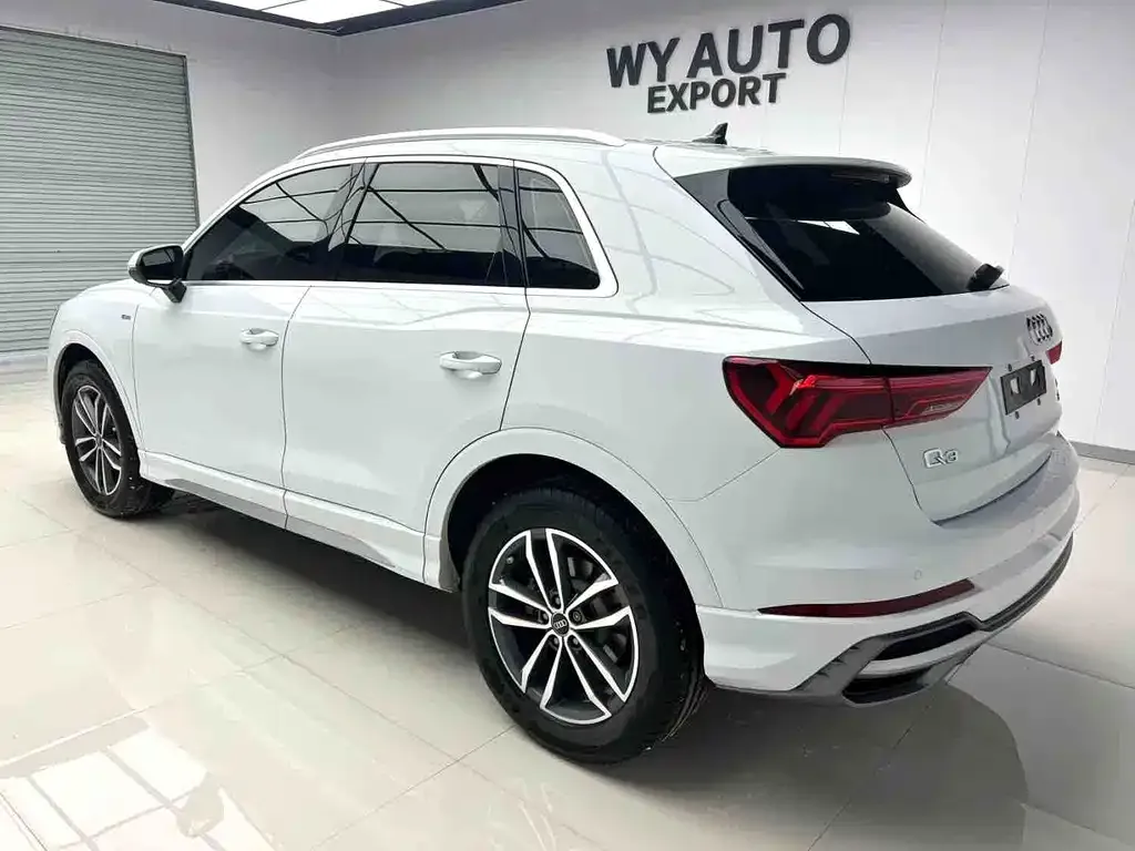 Audi Q3 — фото 7