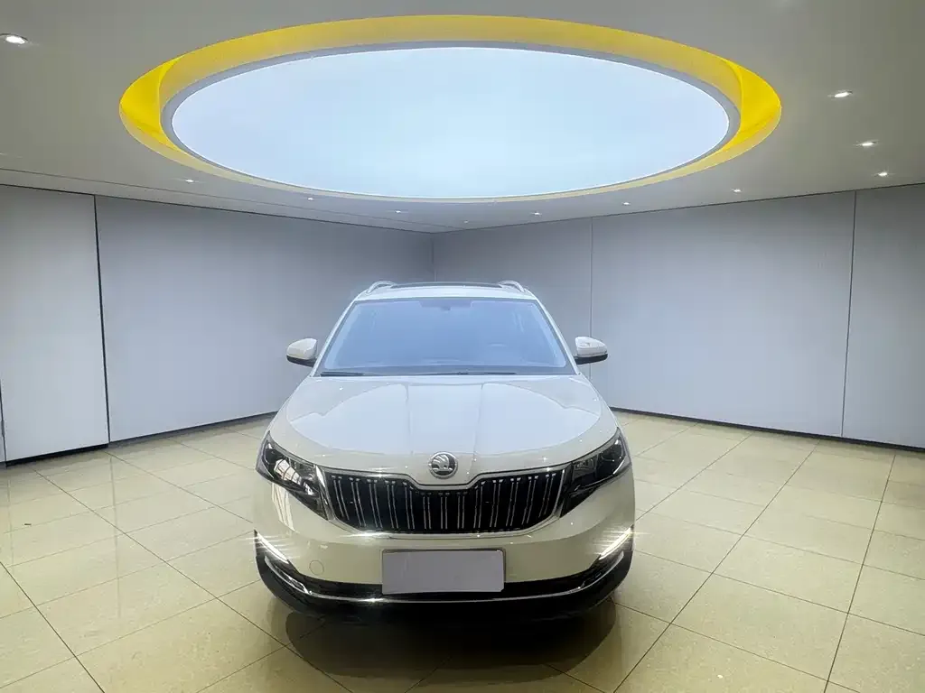 Skoda Kamiq — фото 2