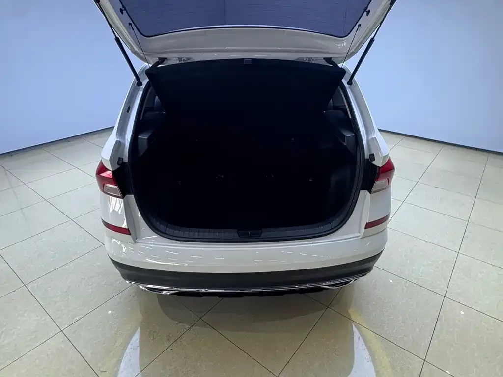 Skoda Kamiq — фото 3