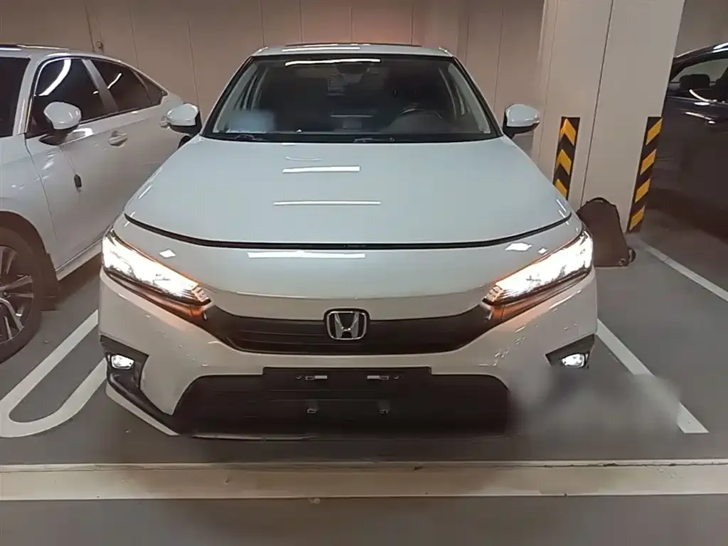 Honda Civic — фото 4