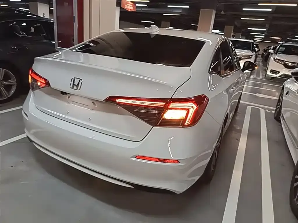 Honda Civic — фото 7