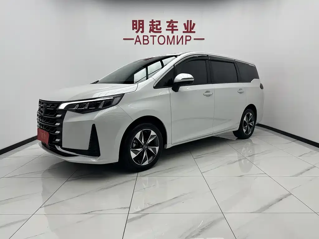 GAC Motor Trumpchi M6 — фото 1