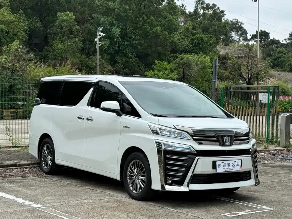 Toyota Vellfire 2022 из CN, фото 10